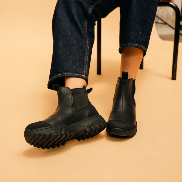 MAGDA Track Waterproof Black Boots