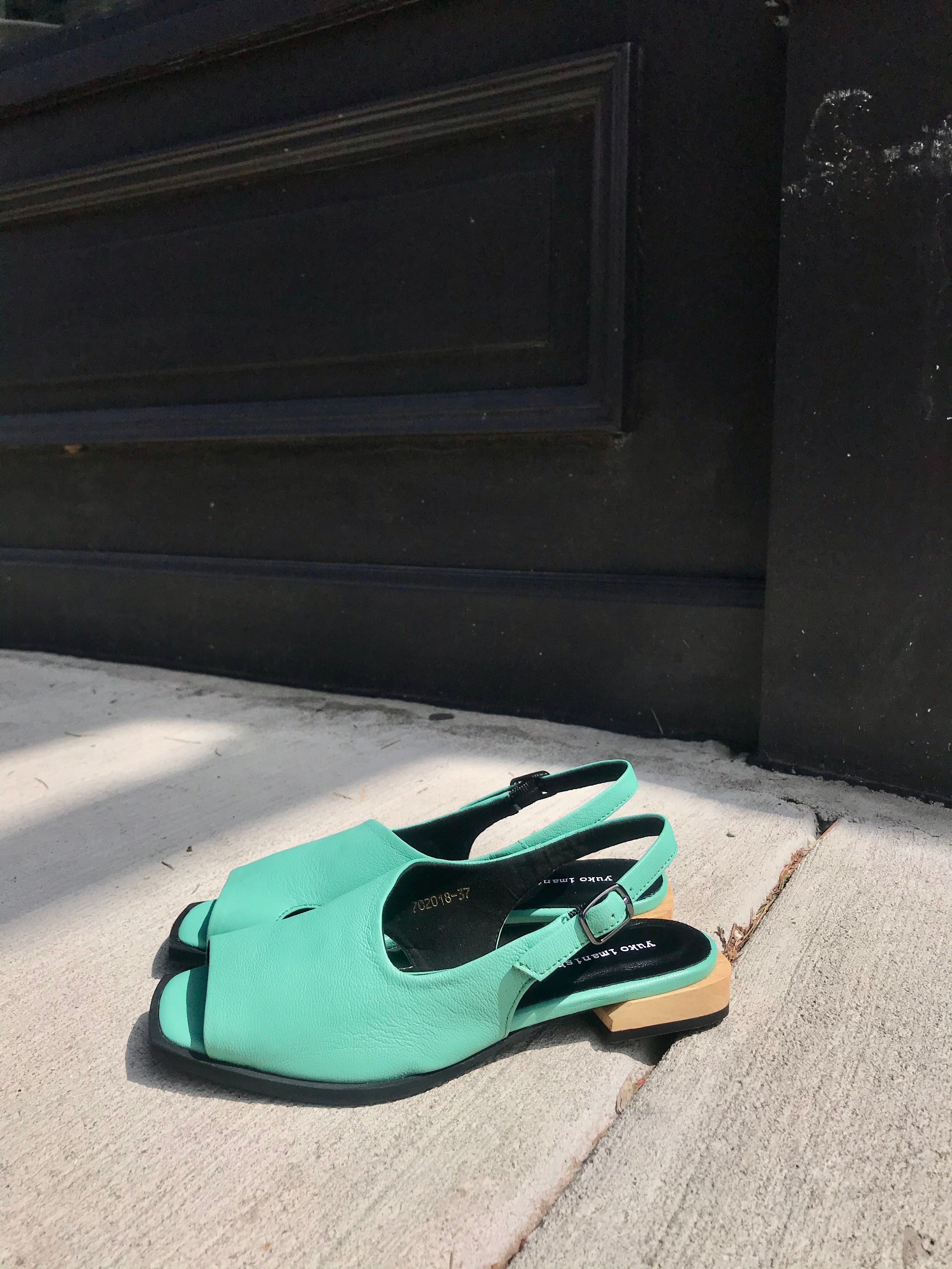 HAKO - Classic Flat Sandal in Teal Leather