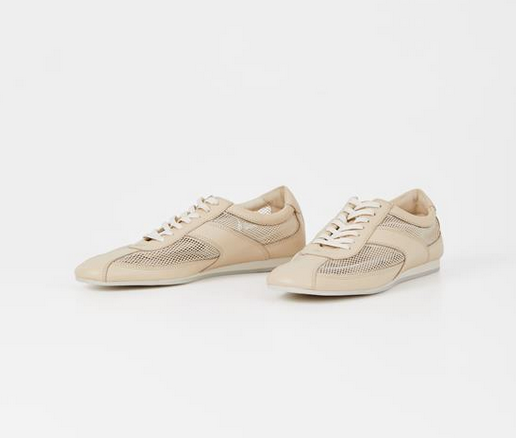 HILLARY Beige Flat Sneakers