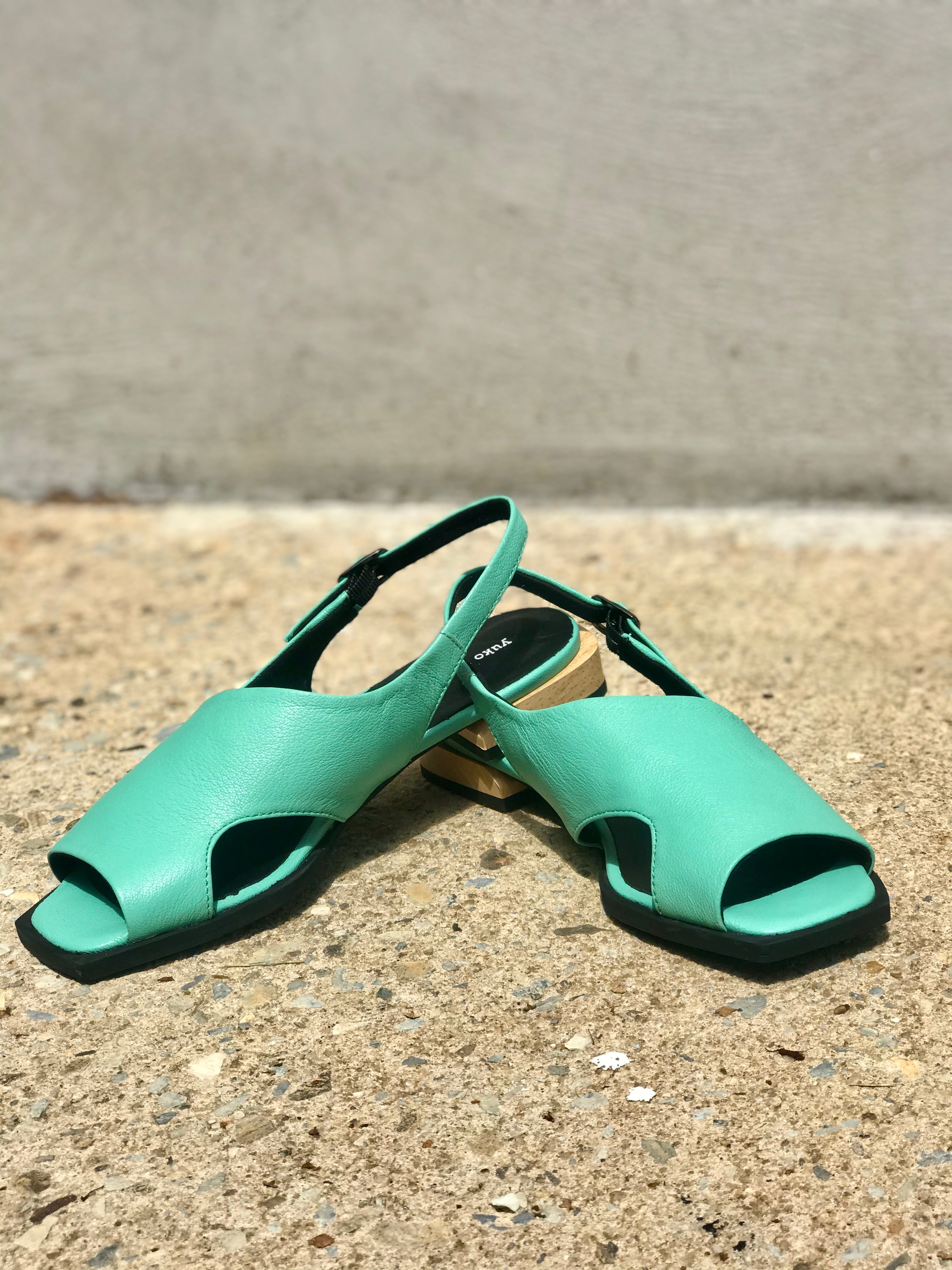 HAKO - Classic Flat Sandal in Teal Leather