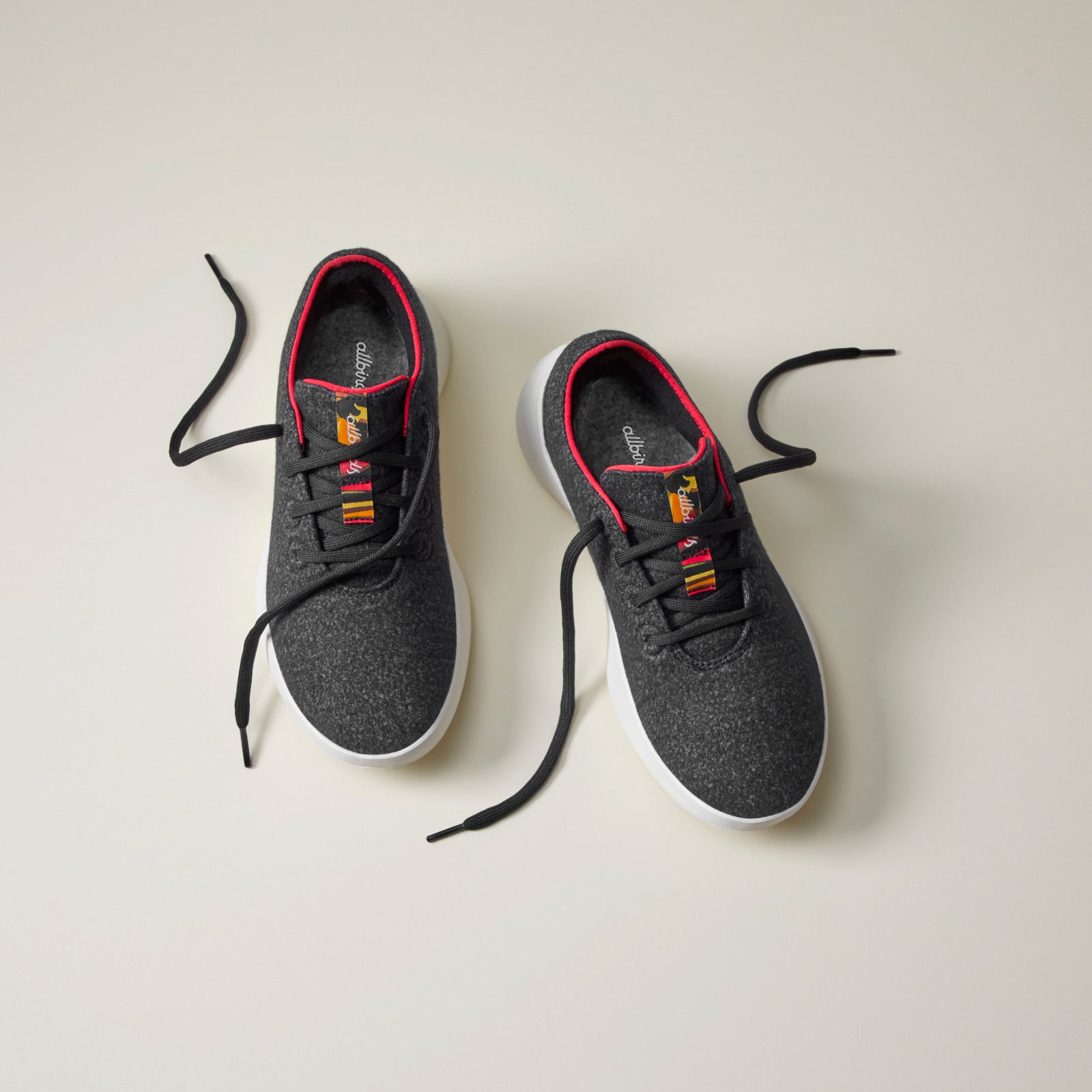 Women's Wool Runner Go - Natural Black/Kea Red (Natural White Sole)