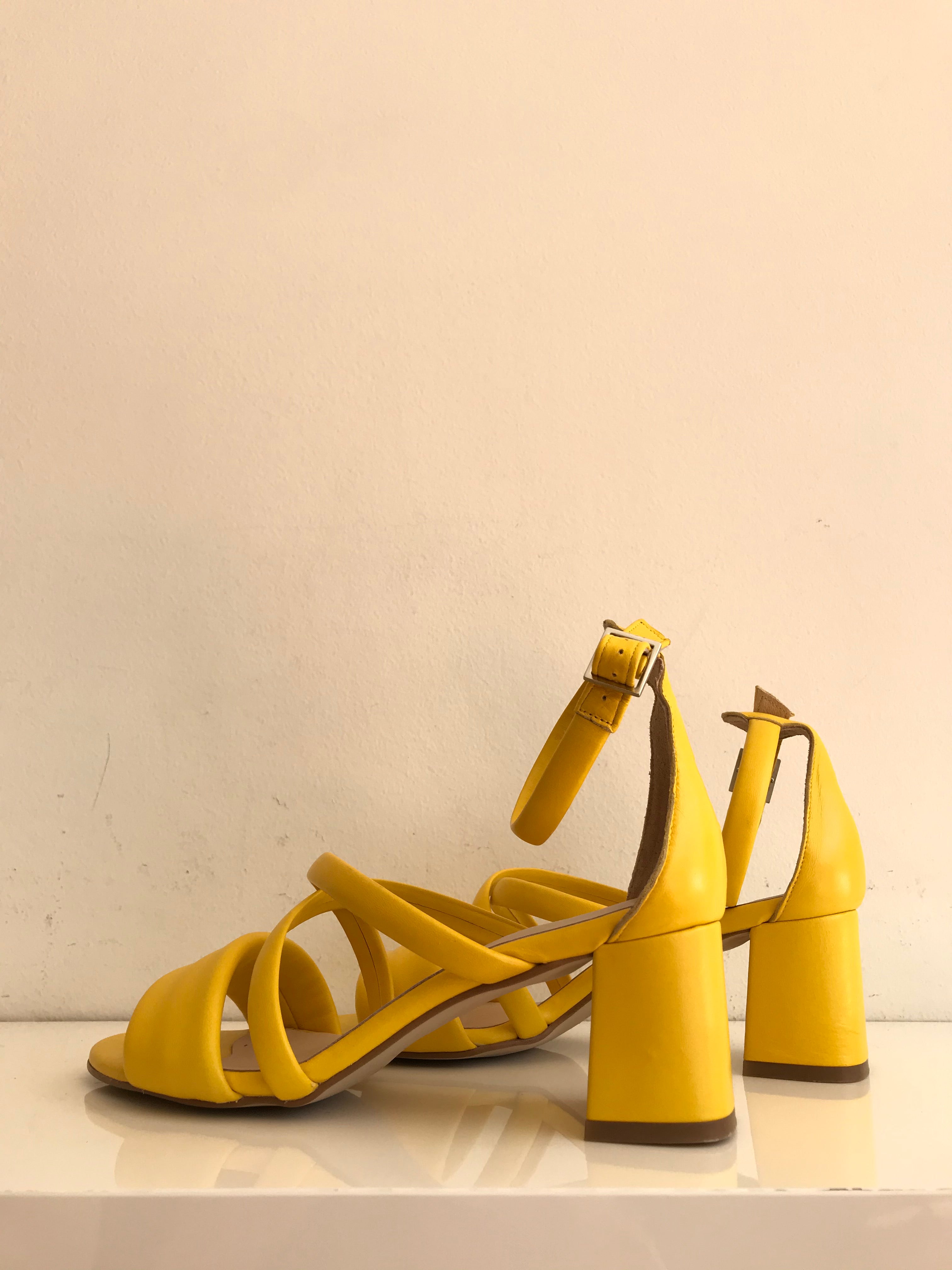 MAY PUFF | Bright Yellow Leather Sandal