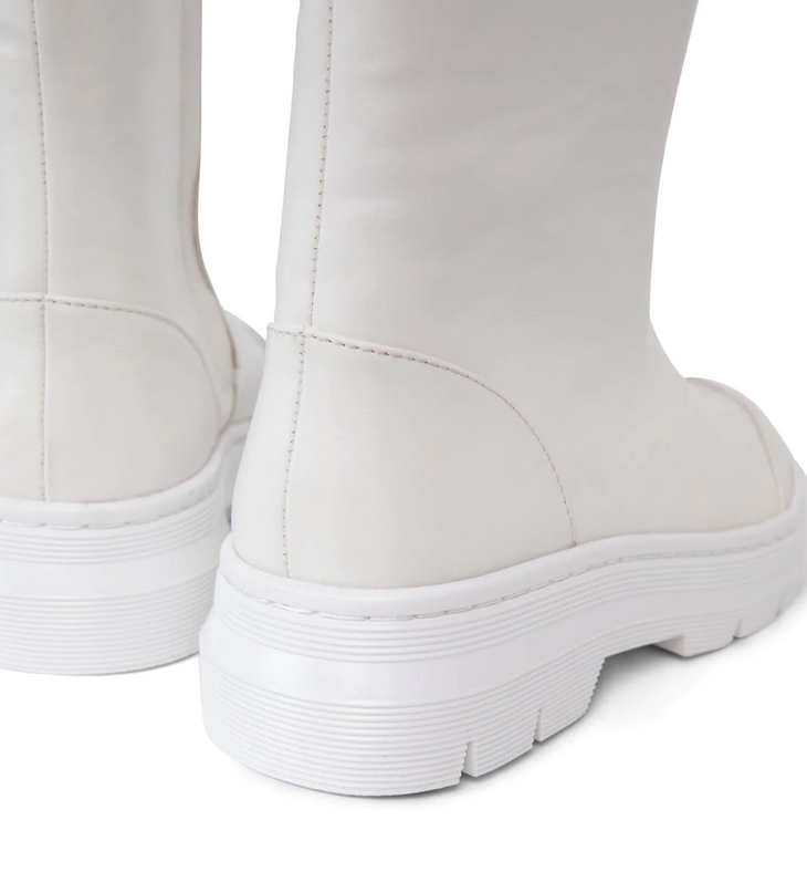 SUMI White Tall Boot