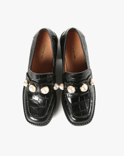 MOBE PEARL LOAFER Croc Pumps