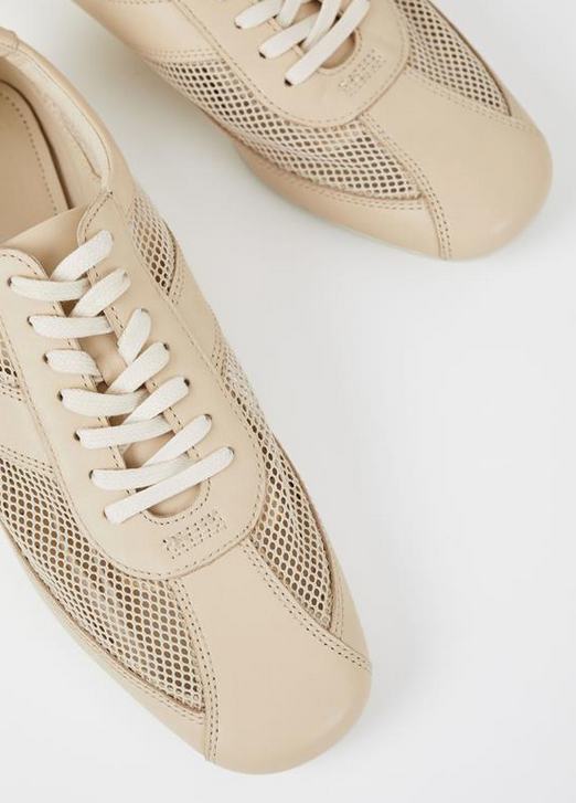 HILLARY Beige Flat Sneakers