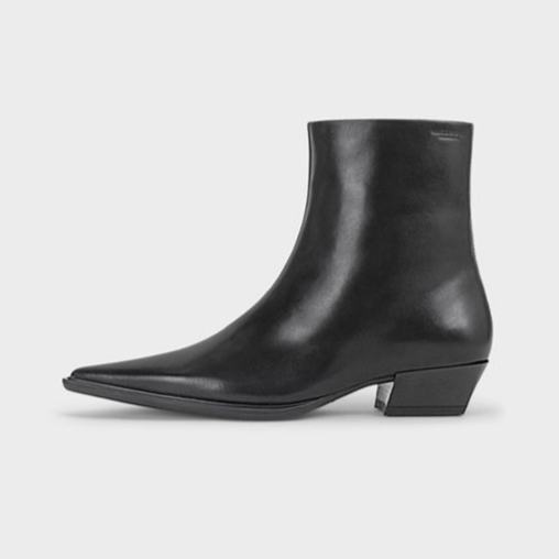 CASSIE Black Pointed Ankle Boots