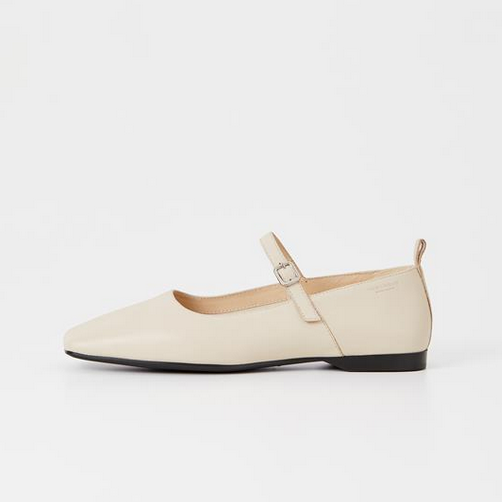 DELIA Off-White Mary Jane Ballet Flats