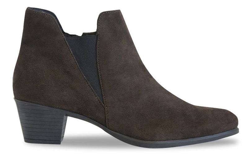 Munro Jackson Brown Suede Boot (Women)