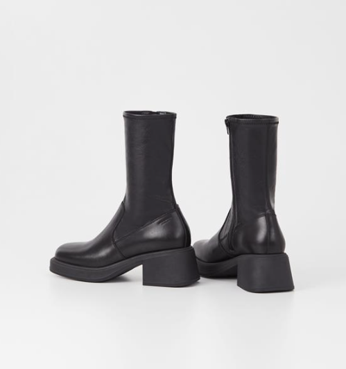 DORAH Black Leather Mid Rise Boots