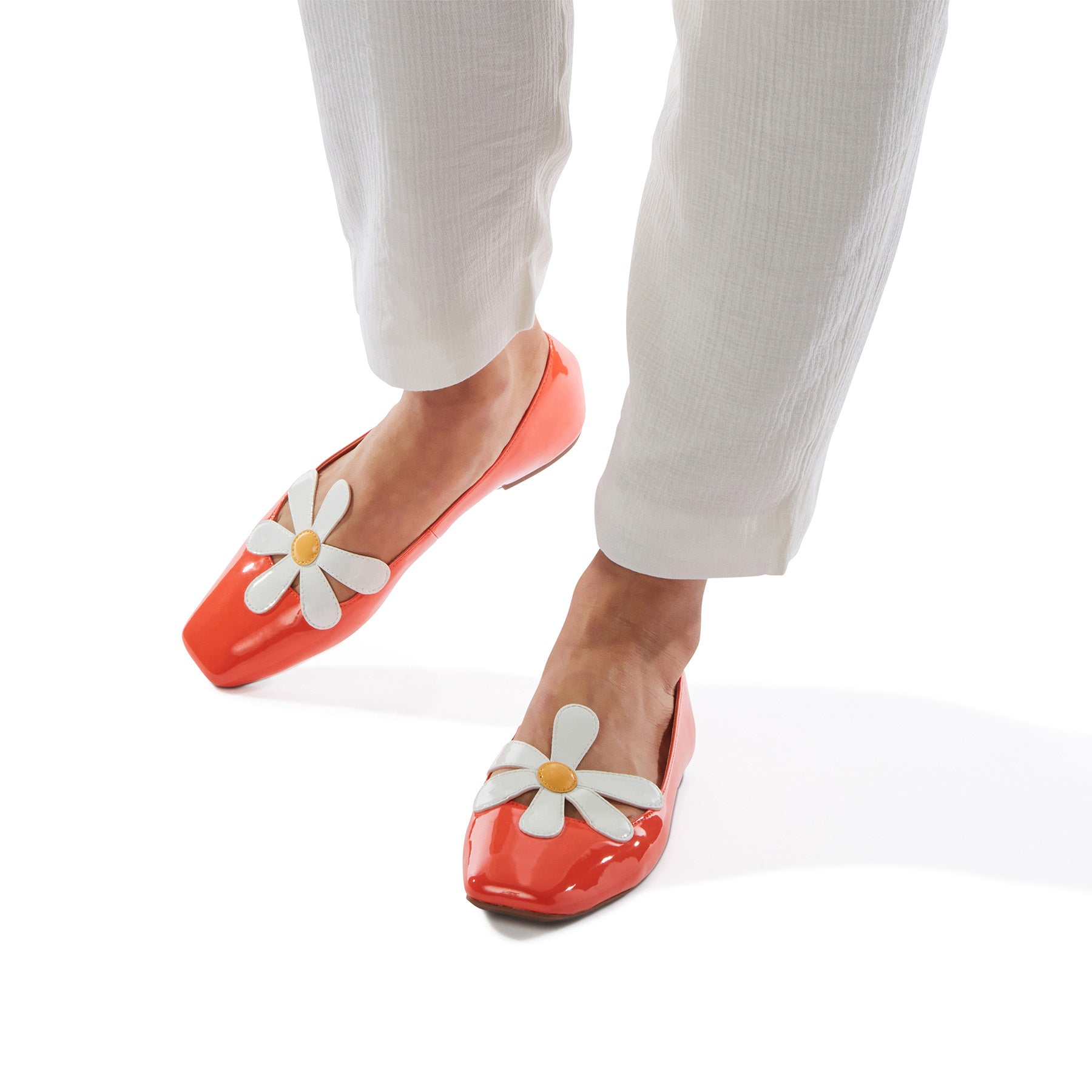 The Evie Daisy Flat