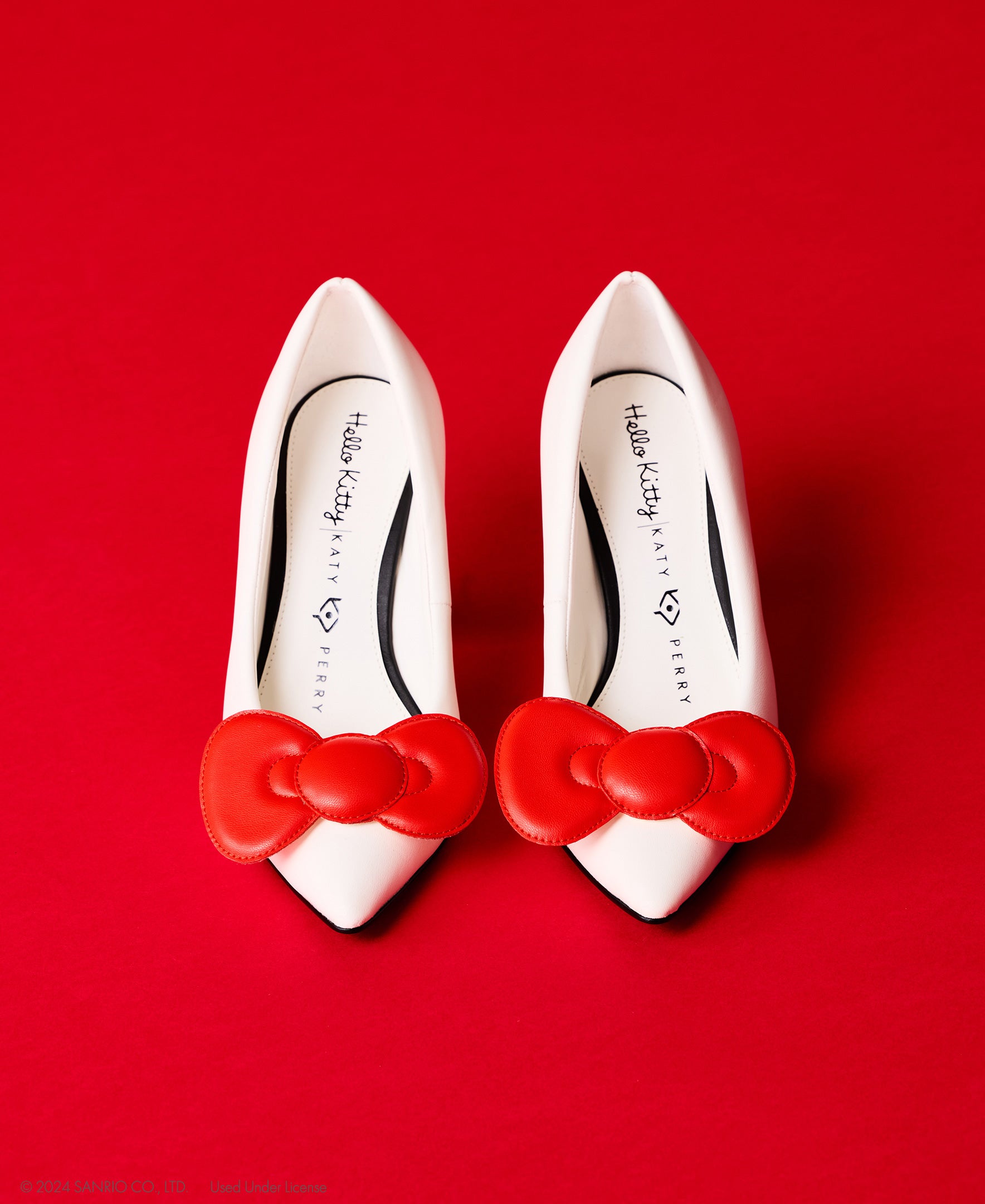 THE HELLO KITTY  BOW HEEL