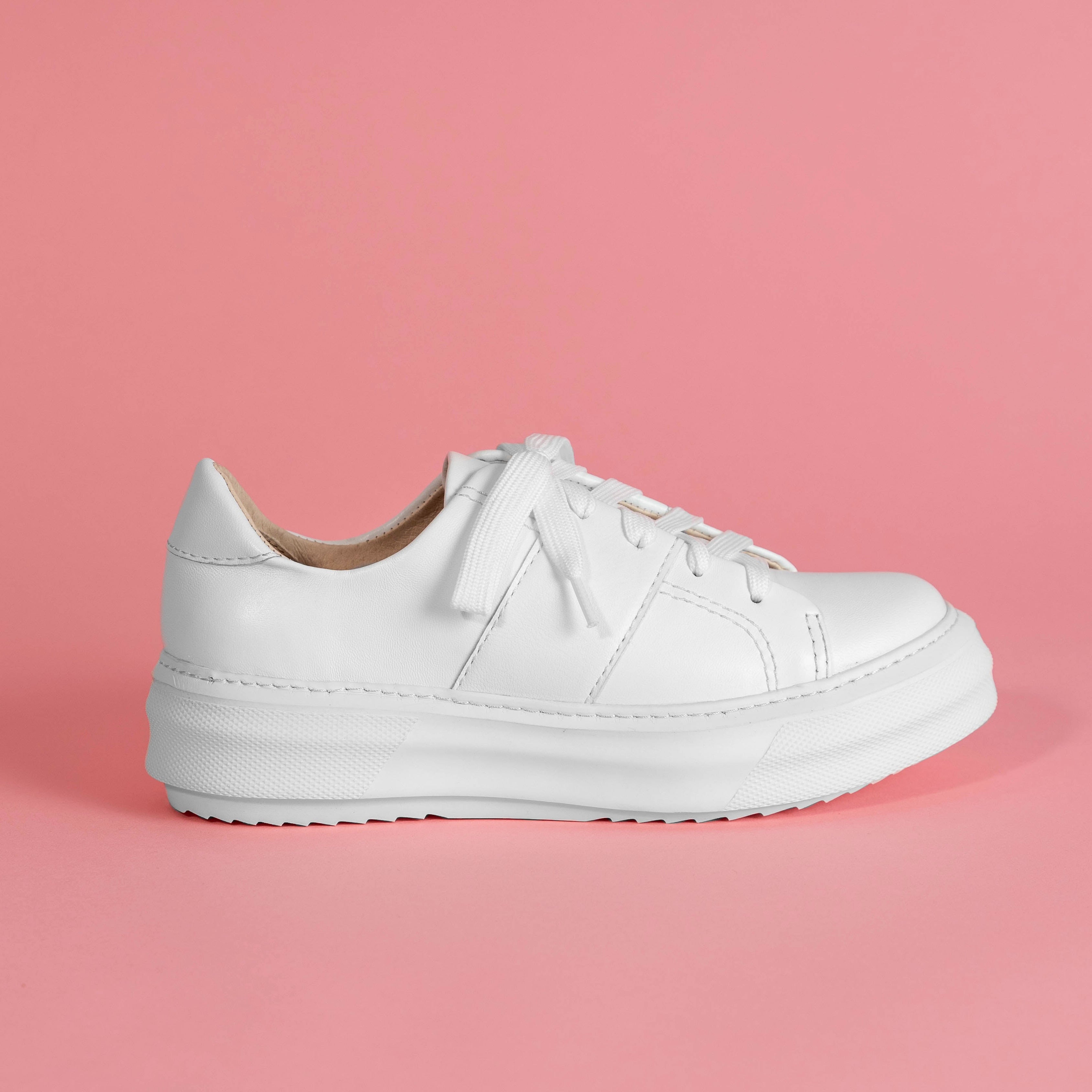 BIANCO Light Grey Leather Sneaker